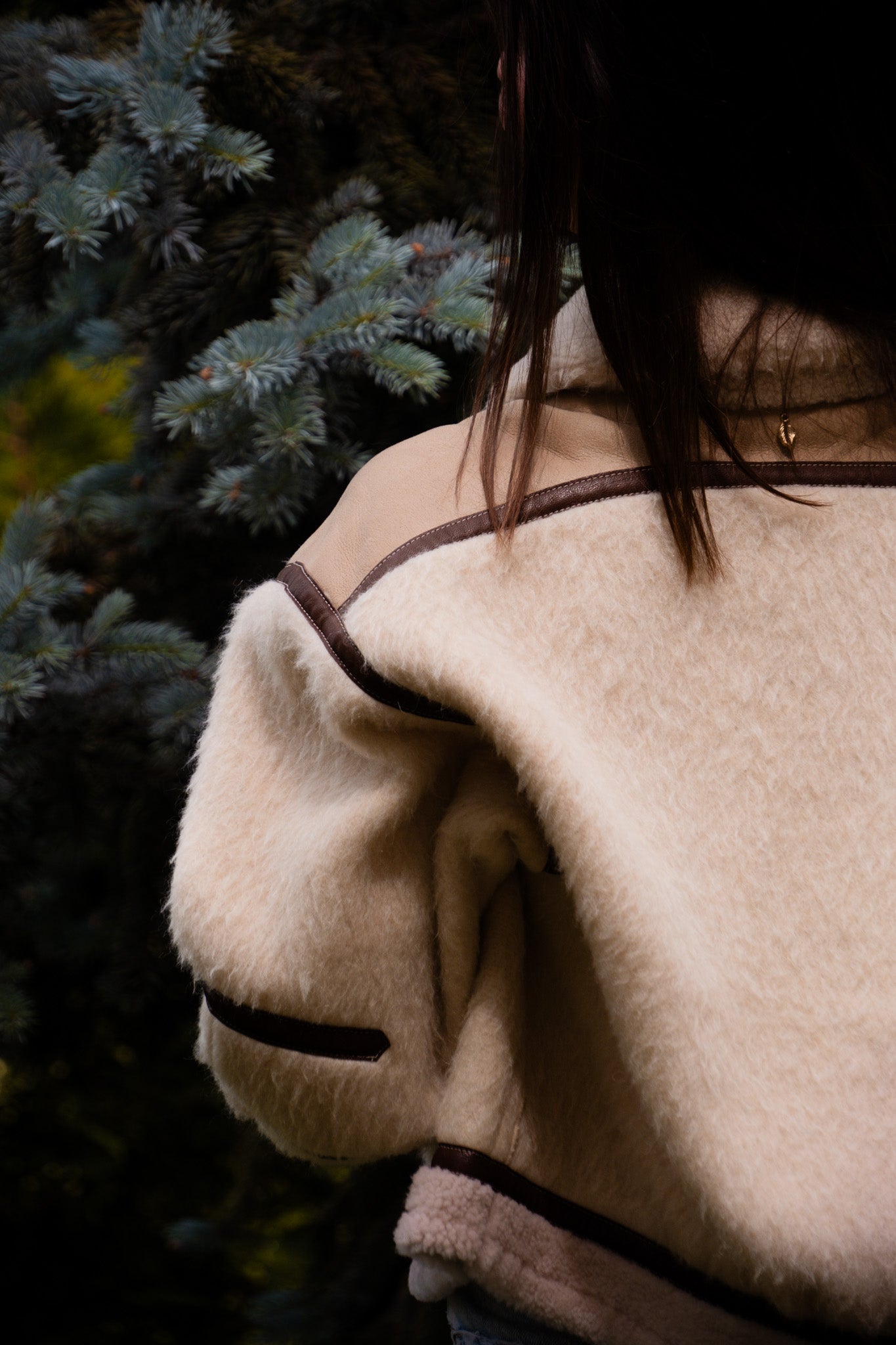 Giacchino Corto Reversibile in Lana Vergine e Alpaca con Pelle e Montone | Oversize